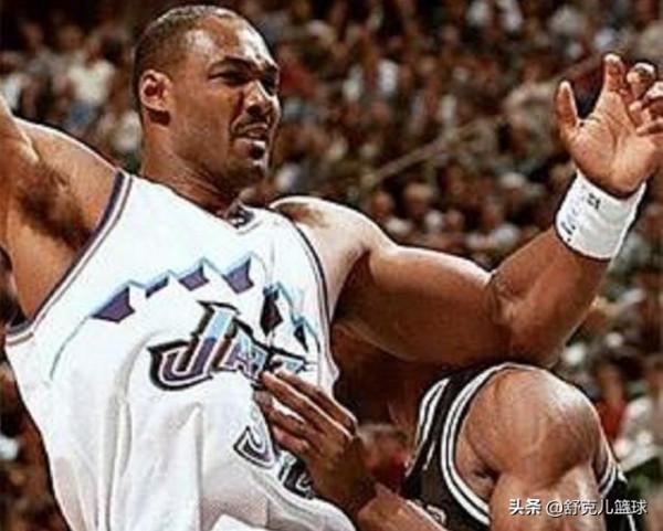 NBA歷史十大惡意傷人瞬間:有人被直接打暈,有人差點丟了命 NBA歷史十大惡意傷人瞬間:有人被直接打暈,有人差點丟了命