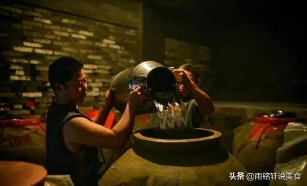 超市買白酒，有5款用料紮實，喝著順口還便宜，過冬買幾箱慢慢喝