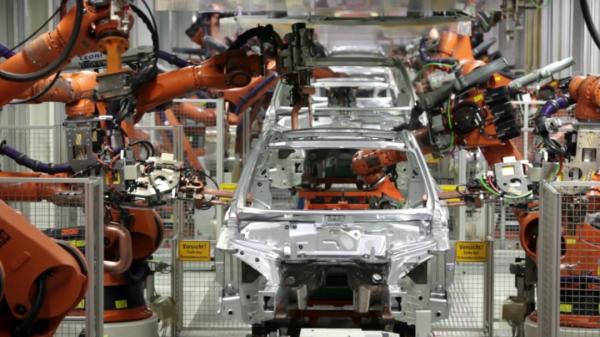 比亞迪衝進銷量前十,成了這個“黑八月”最大的亮點 比亞迪衝進銷量前十,成了這個“黑八月”最大的亮點