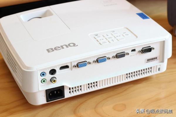 入門投影怎麼選？淺談家裡兩種型別的投影儀