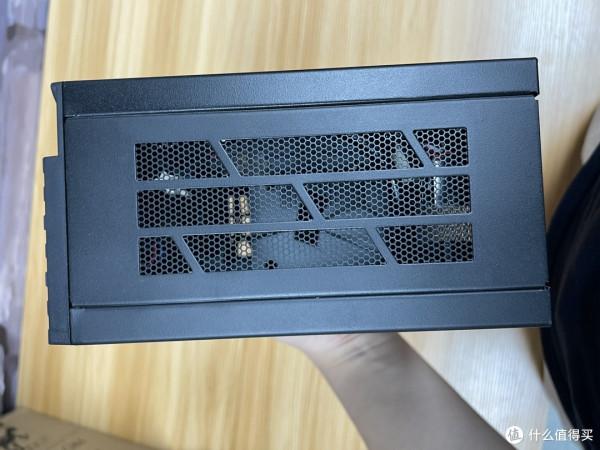 巴掌大小的主機！微星DP20Z準系統小主機開箱