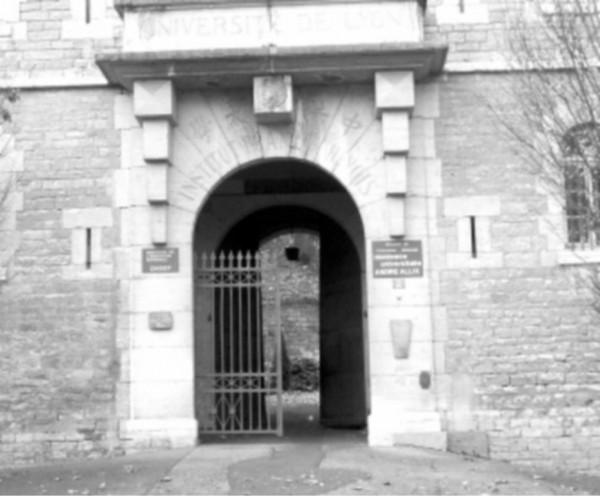 楊昌濟稱他與毛澤東比肩，36歲時四肢被釘在牆上壯烈犧牲，他是誰