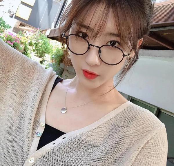 韓國女星文懸雅