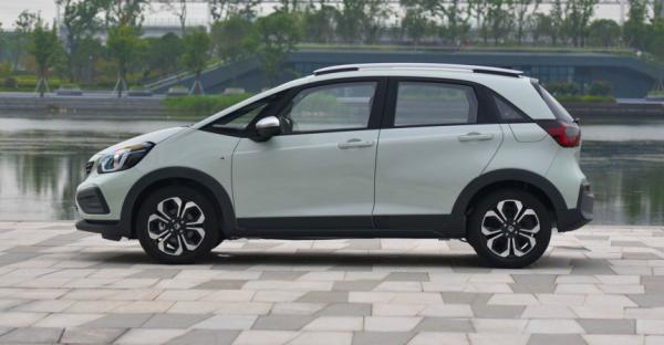 可家用+拉貨+載人，創業青年選這幾款車，長達5米多，低至5萬多起