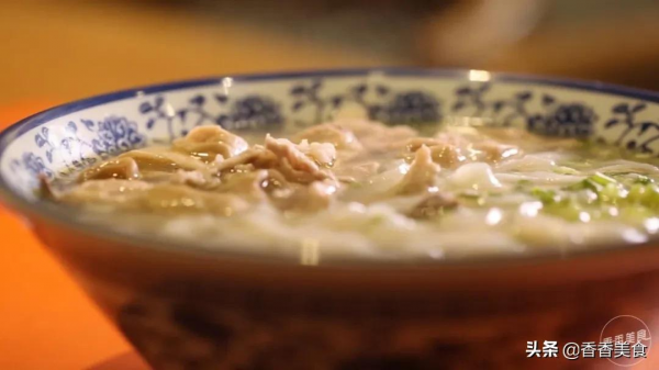 又一個地方的全民小吃,來,咱也整一碗 又一個地方的全民小吃,來,咱也整一碗