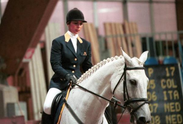 迪拜哈雅王妃：帶2.7億逃離國王的黃金囚籠，孃家兄弟出面支援她