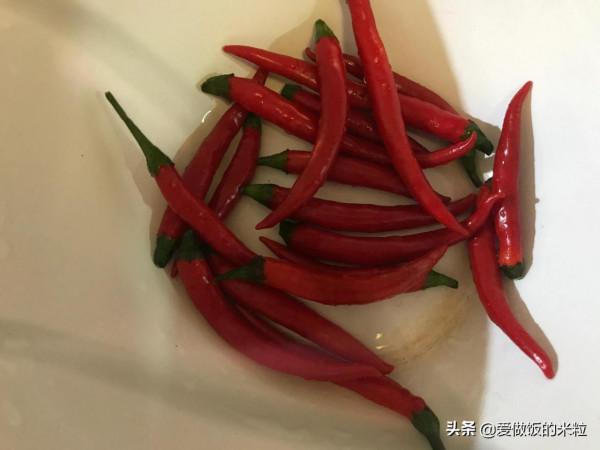 做泡菜用自來水就可以，簡單省事不長白膜不生花，一年四季都可做