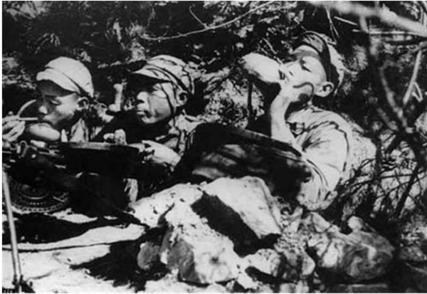 80年，金日成來中國訪問，向鄧小平打聽一人下落：我們都很牽掛他