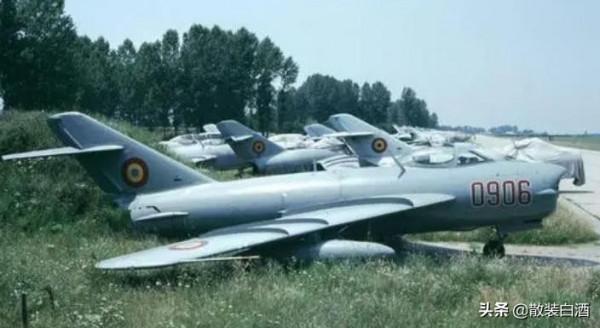 各國戰機服役情況：多代混編為主