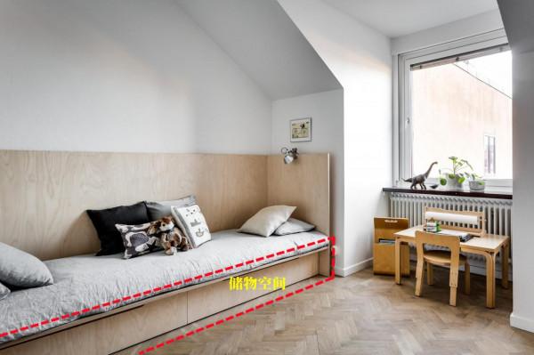 榻榻米做長一點，2頭各是一張床，不用爬上爬下，比高低床方便