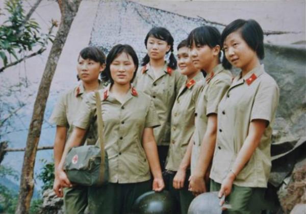 對越反擊戰中,我軍犧牲的第1位女兵,終年24歲,臨死前仍在救人 對越反擊戰中,我軍犧牲的第1位女兵,終年24歲,臨死前仍在救人