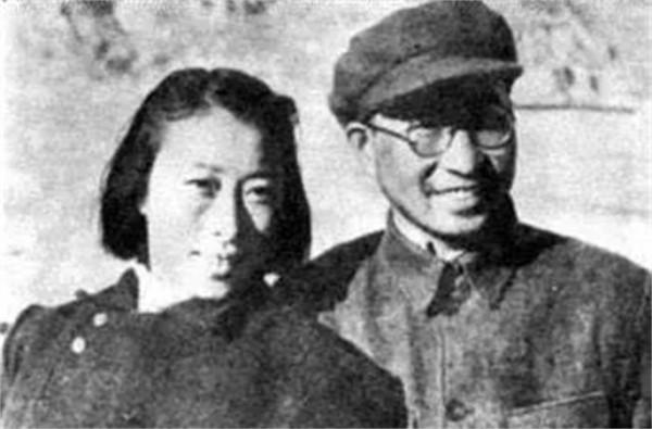 她是陳賡的恩人，與周總理扮過情侶，陳賡說“沒有她就沒有我”