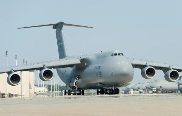 C-5“銀河”運輸機圖集（270圖）