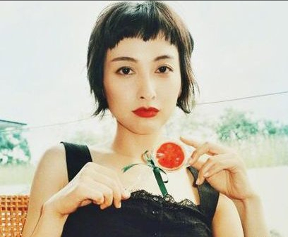 38歲的吳昕被渣男瘋狂追求，你知道這個渣男是誰嗎？