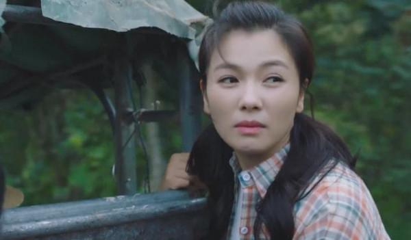 劉濤想用這個動作證明演技？她跟蔣欣於和偉的差距有點大