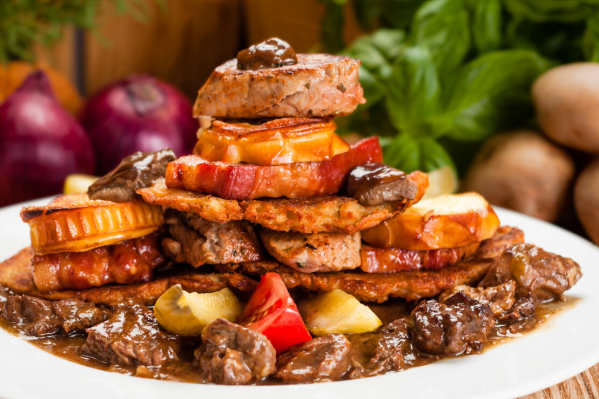 年齡大了要適當的忌口,3種食物,能不吃就不要吃了 年齡大了要適當的忌口,3種食物,能不吃就不要吃了