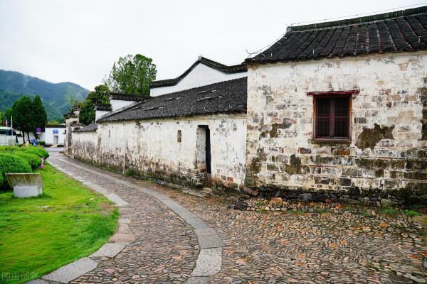 想把全國各地的農村老房子都集中在一起，你們覺得能實現嗎