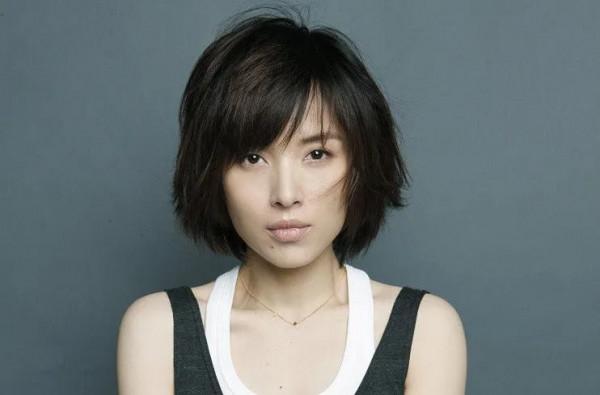 靳東：在父母離異的陰影下長大，離過婚的女人更應該被愛