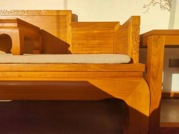 傢俱中的束腰美人