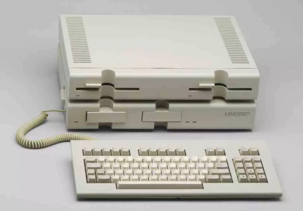 「硬體史話」孤品老電腦帶你回到DIYer的情懷歲月 「硬體史話」孤品老電腦帶你回到DIYer的情懷歲月