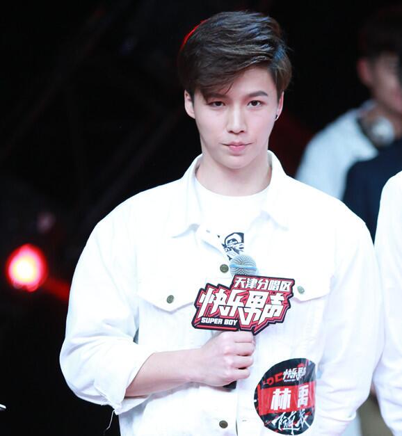 不容易的星二代，有人將父親告上法庭有人諒解，還有人刪爸爸微信