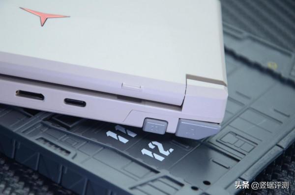 跑分超20萬,翻蓋造型的“安卓系統”國產掌機:黑獅X18S評測 跑分超20萬,翻蓋造型的“安卓系統”國產掌機:黑獅X18S評測