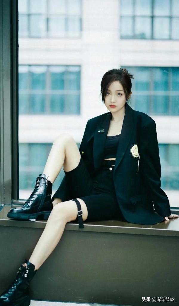 50張吳宣儀高畫質手機桌布,喜歡火箭少女的拿走把 50張吳宣儀高畫質手機桌布,喜歡火箭少女的拿走把