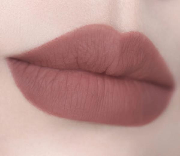 建議“黃皮”女生，買口紅別錯過這5支色號，顯白又氣質