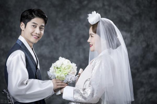 她遠嫁韓國十年，生兩女兒，3年沒回家，頓頓泡菜，韓國真實生活