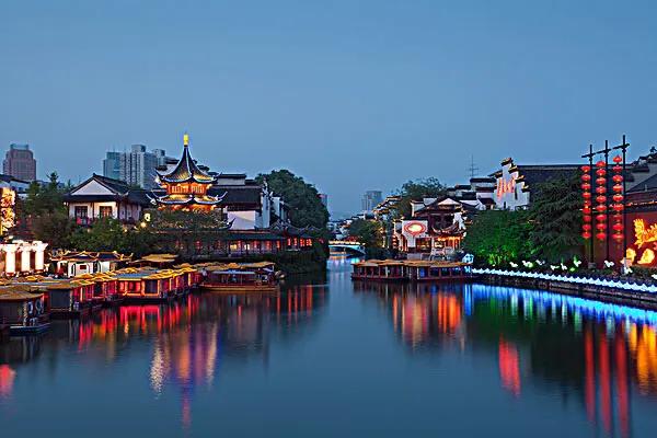 省會城市之比較：西安VS南京