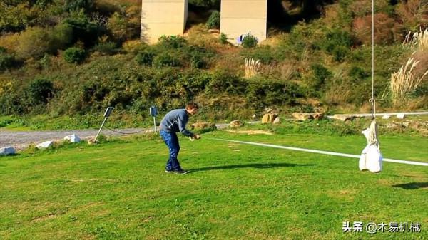 如何證明地球在轉動？將油漆桶吊起來就行，誰都能做的神奇裝置