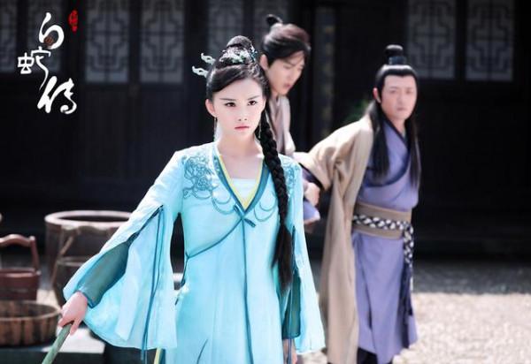 翻拍逐漸過分，《新白蛇傳》設定魔幻難以接受，童年記憶慘被毀