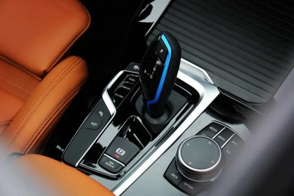 為什麼寶馬只用一臺iX3，就刺激了新能源？