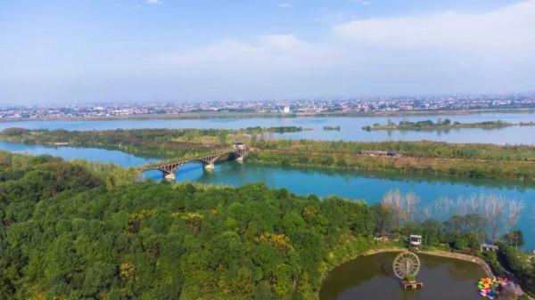 西瓜香瓜桃子枇杷獼猴桃，|| 是瓜果飄香的豔洲