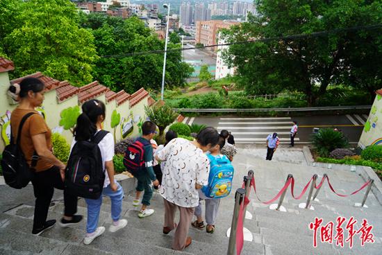 讓5%的殘疾孩子也能享有義務教育