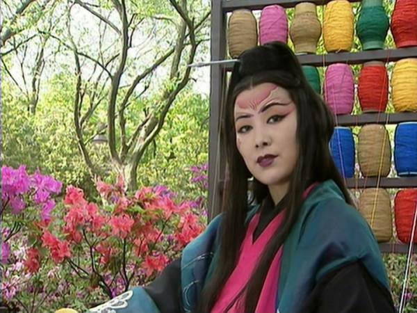 日出東方、唯我不敗：東方不敗在笑傲江湖中的戰績