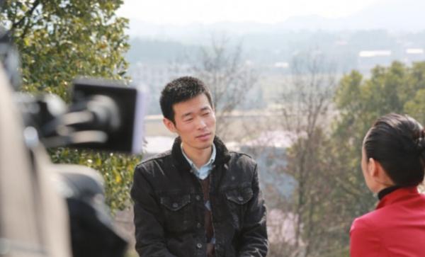 耶魯畢業後拒絕百萬年薪，回國拿1450工資的秦玥飛，後來怎樣了？