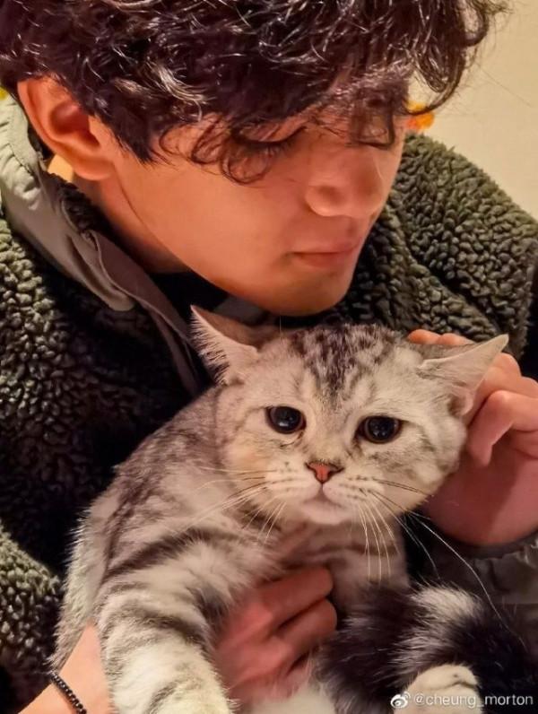 15歲兒子爭議言論發酵，靚靚連夜親上火線道歉：這是“父母之過”