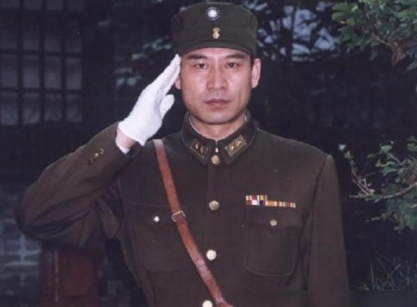 還記得《大宅門》抱狗丫頭“香秀”嗎?她48歲長這樣 還記得《大宅門》抱狗丫頭“香秀”嗎?她48歲長這樣