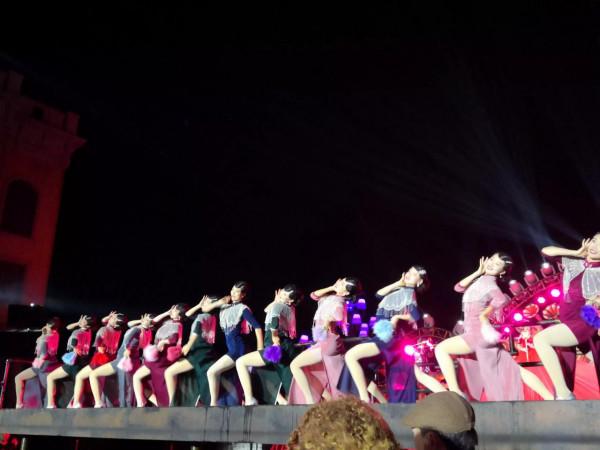 沉浸式夜遊一一建業華誼小鎮