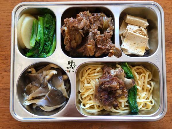 我家小學生11月第1周午餐，每天變花樣，有幾道菜特別推薦