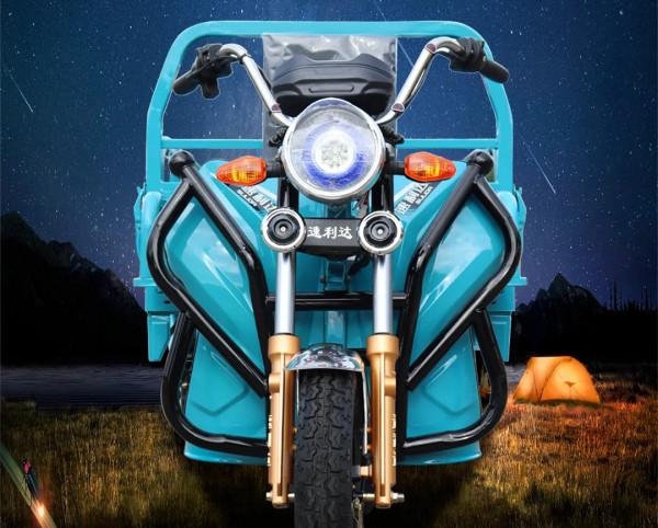 這兩款新電動三輪車,動力強勁,適合載重貨騎行 這兩款新電動三輪車,動力強勁,適合載重貨騎行