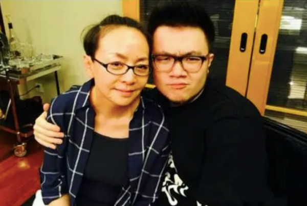 被爹媽強捧,卻混成“路人”,這8位捧不紅的星二代,太扎父母心 被爹媽強捧,卻混成“路人”,這8位捧不紅的星二代,太扎父母心