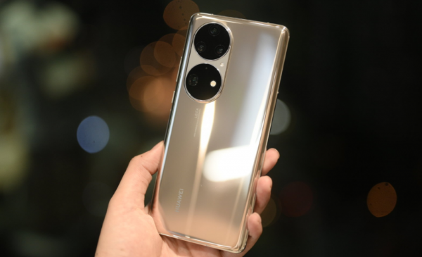 號稱“顏值霸主”的5款手機！華為Mate 40上榜，比iPhone還有格調