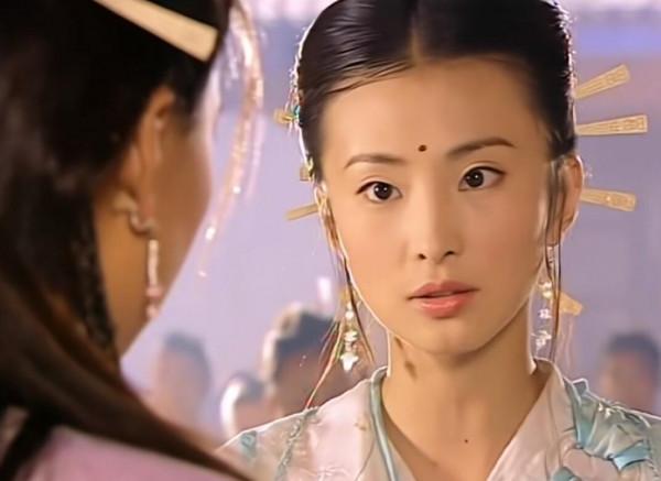 雖然五官有瑕疵,這些女演員卻堅持零整容,照樣美得傾國傾城 雖然五官有瑕疵,這些女演員卻堅持零整容,照樣美得傾國傾城