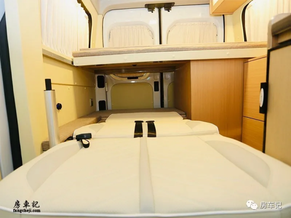 高性價比的空間利用大師!途酷神行者D518房車,僅售23.8萬 高性價比的空間利用大師!途酷神行者D518房車,僅售23.8萬