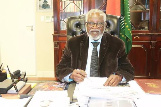 中國軍校學了兩年,放牛娃逆襲當總統,奈米比亞和我們也很鐵? 中國軍校學了兩年,放牛娃逆襲當總統,奈米比亞和我們也很鐵?