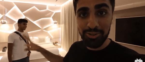 迪拜小哥甩賣7.7億豪宅 買就送勞斯萊斯和法拉利 迪拜小哥甩賣7.7億豪宅 買就送勞斯萊斯和法拉利