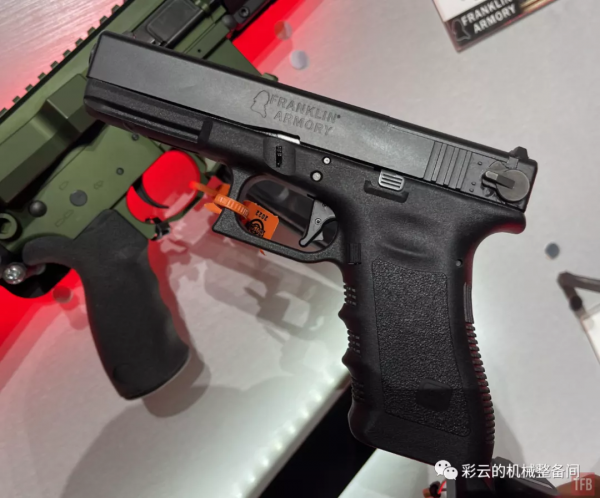 &OpenCurlyDoubleQuote;Glock18&rdquo;怎麼敢在美國公開賣？因為這是&OpenCurlyDoubleQuote;偽全自動&rdquo;