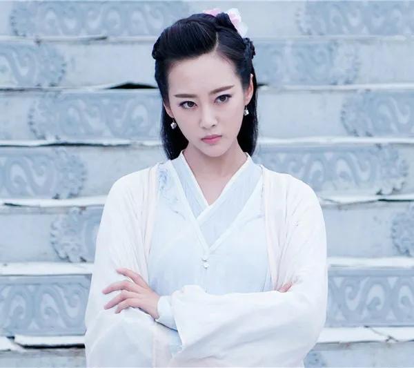 “天生壞人”，這6位“反派臉”女星演壞人入木三分，氣得人牙癢